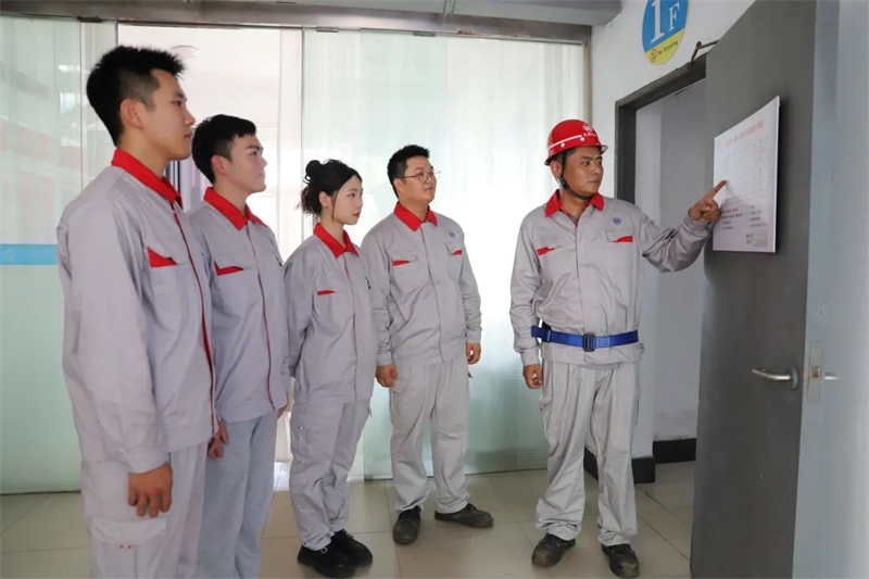 第15頁(yè)_新聞中心_蕪湖造船廠有限公司